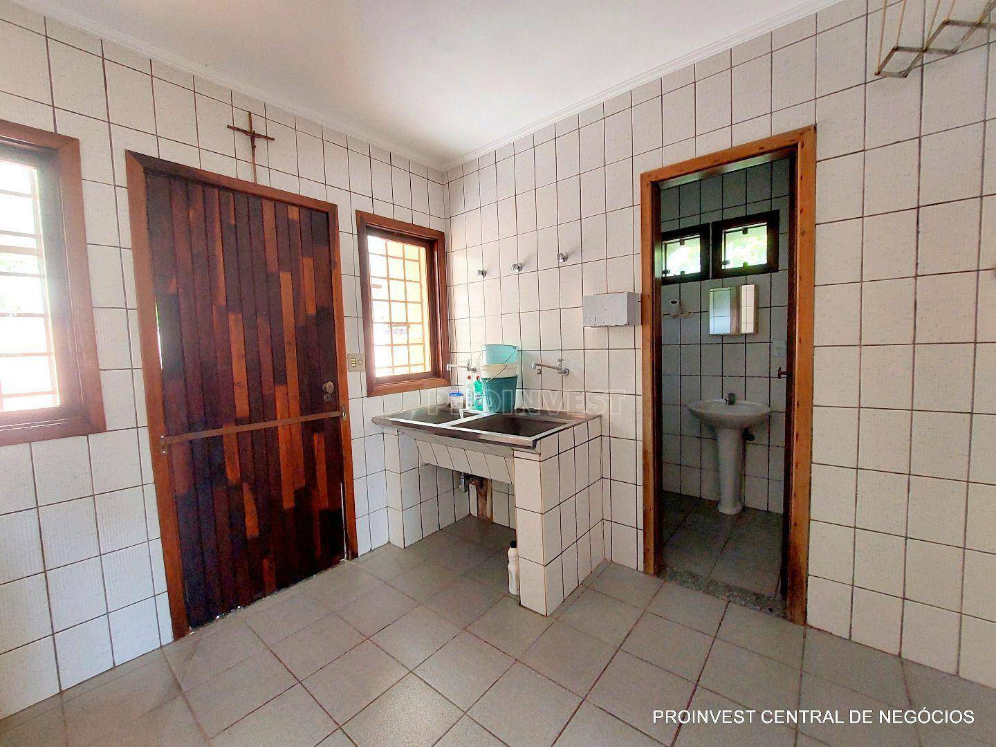 Casa de Condomínio à venda com 4 quartos, 585m² - Foto 19