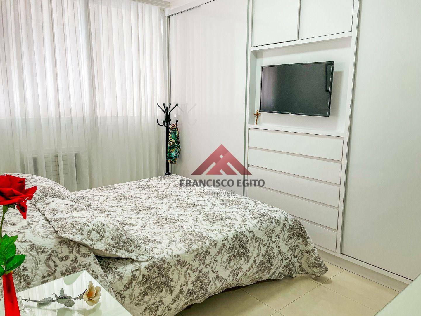 Apartamento à venda com 2 quartos, 82m² - Foto 5