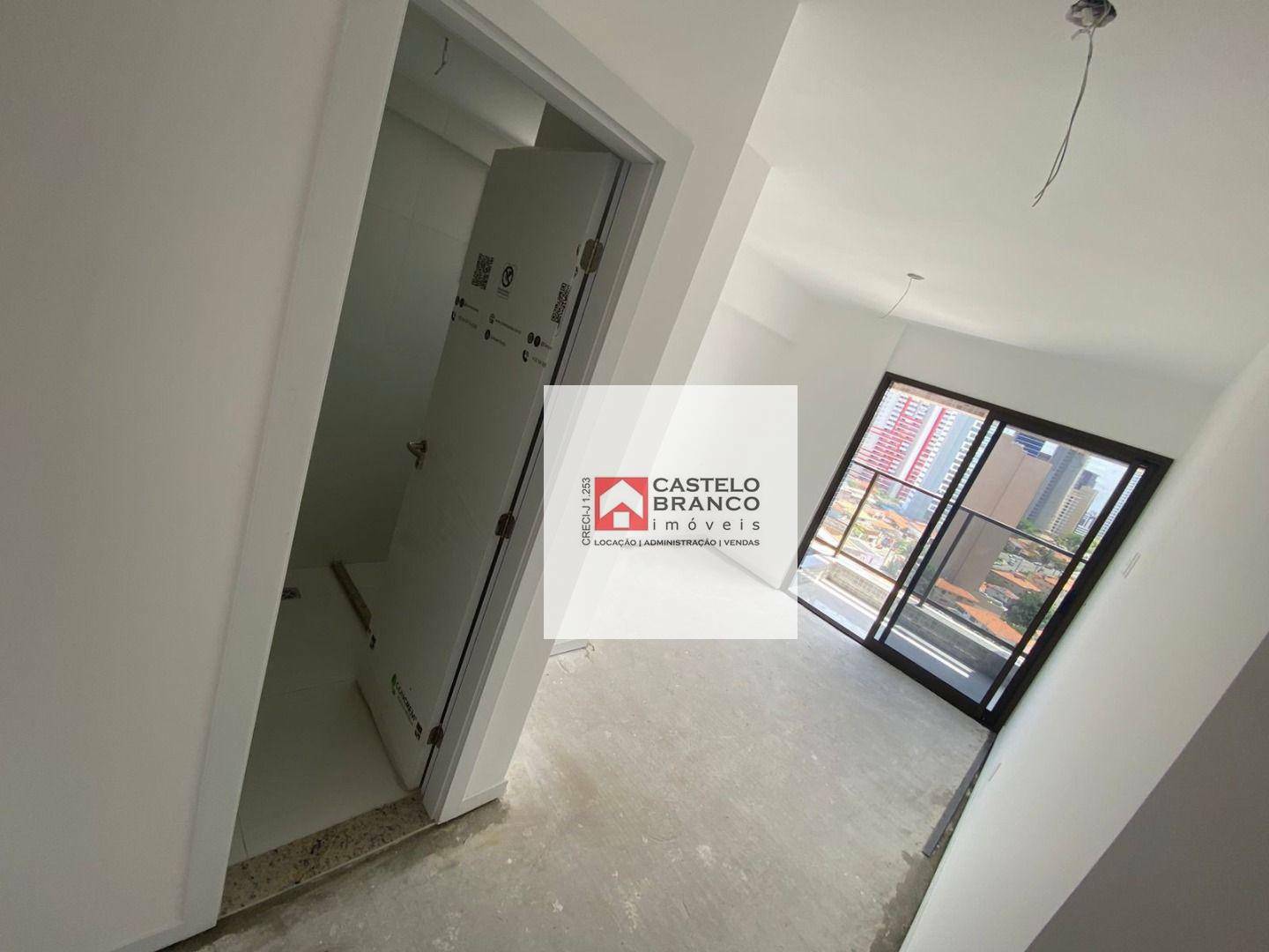 Apartamento à venda com 3 quartos, 114m² - Foto 17