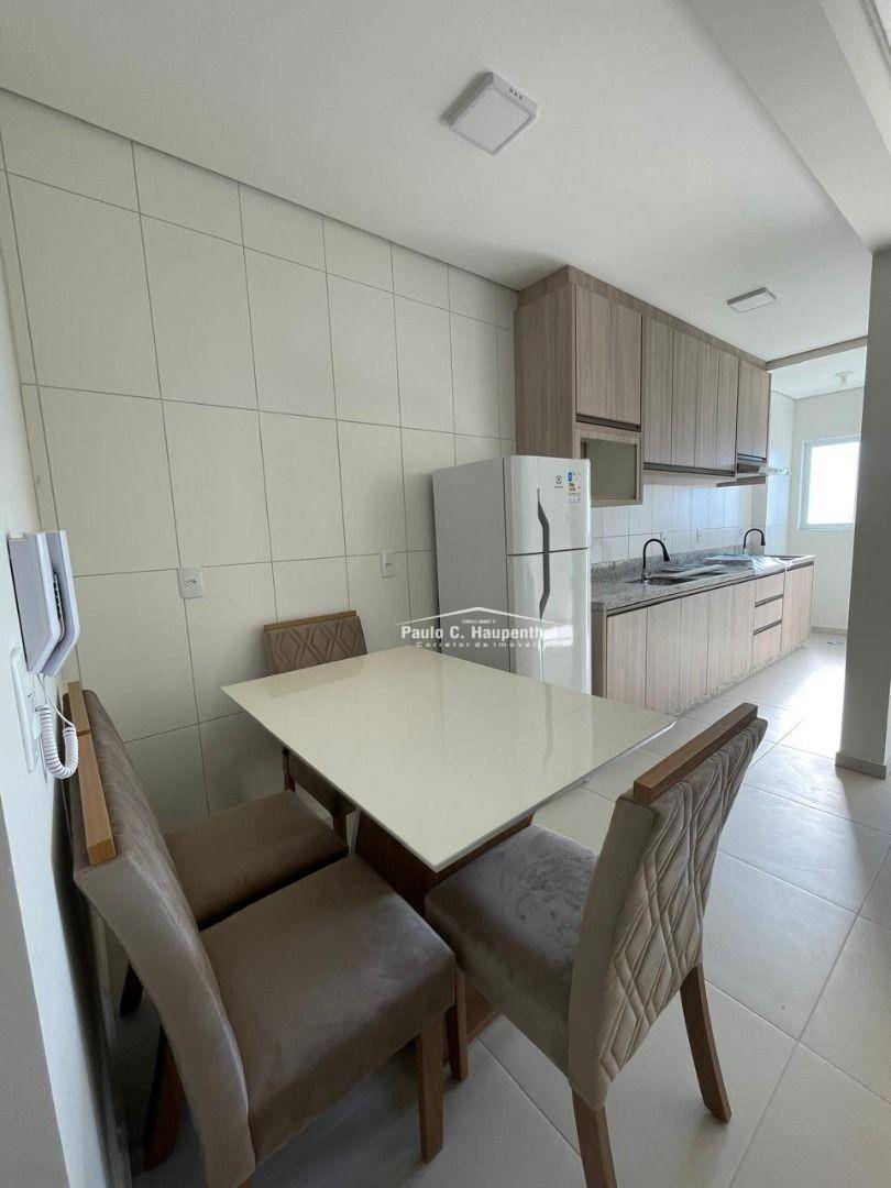 Apartamento à venda com 2 quartos, 55m² - Foto 3