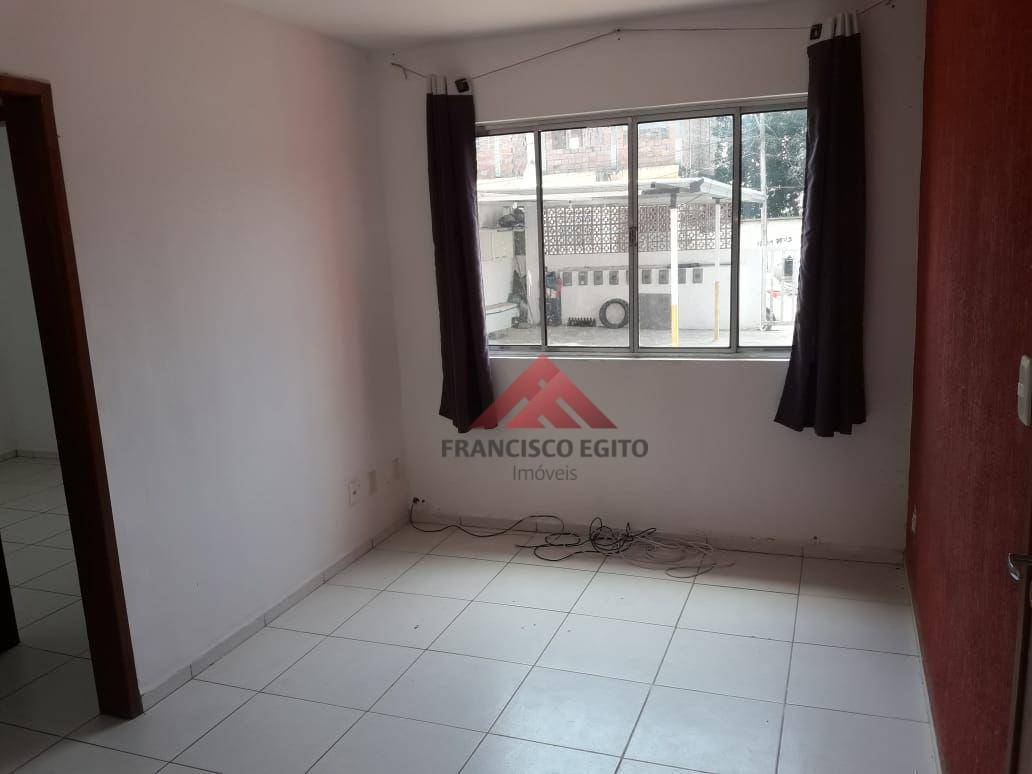 Apartamento à venda com 2 quartos, 42m² - Foto 1