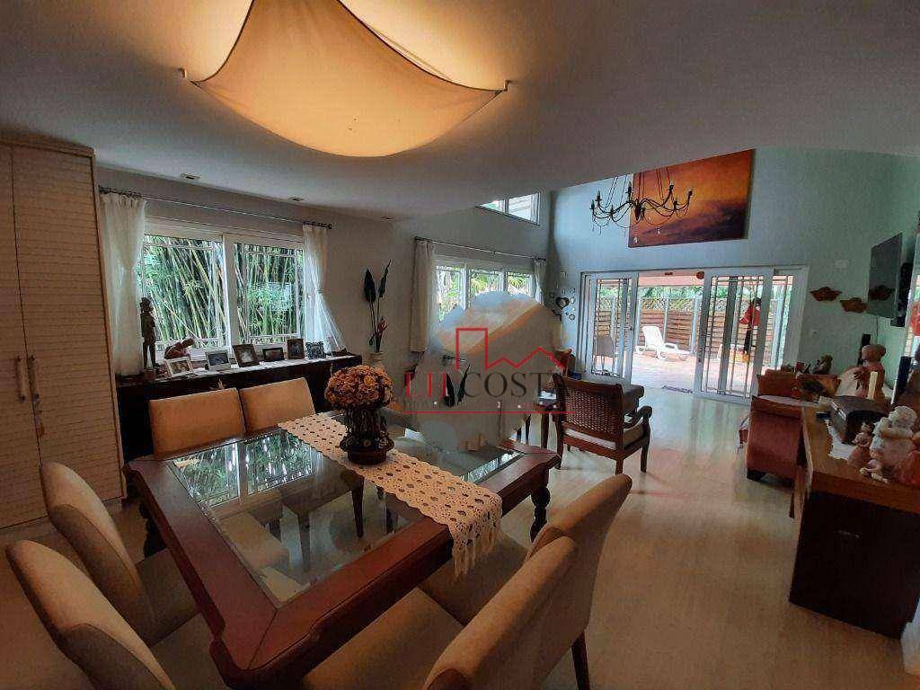 Casa à venda com 4 quartos, 255m² - Foto 4