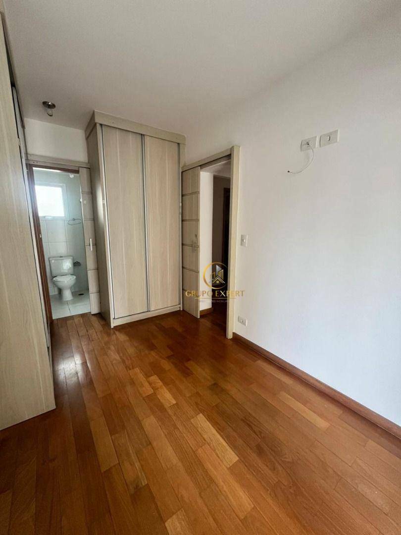 Apartamento para alugar com 2 quartos, 72m² - Foto 7