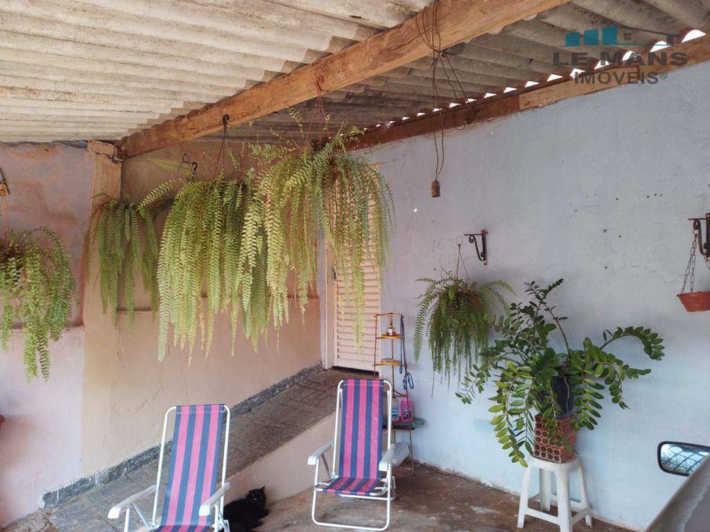 Casa à venda com 2 quartos, 80m² - Foto 10