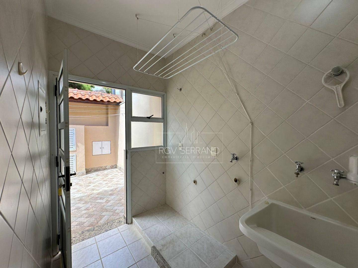 Casa à venda e aluguel com 4 quartos, 263m² - Foto 12