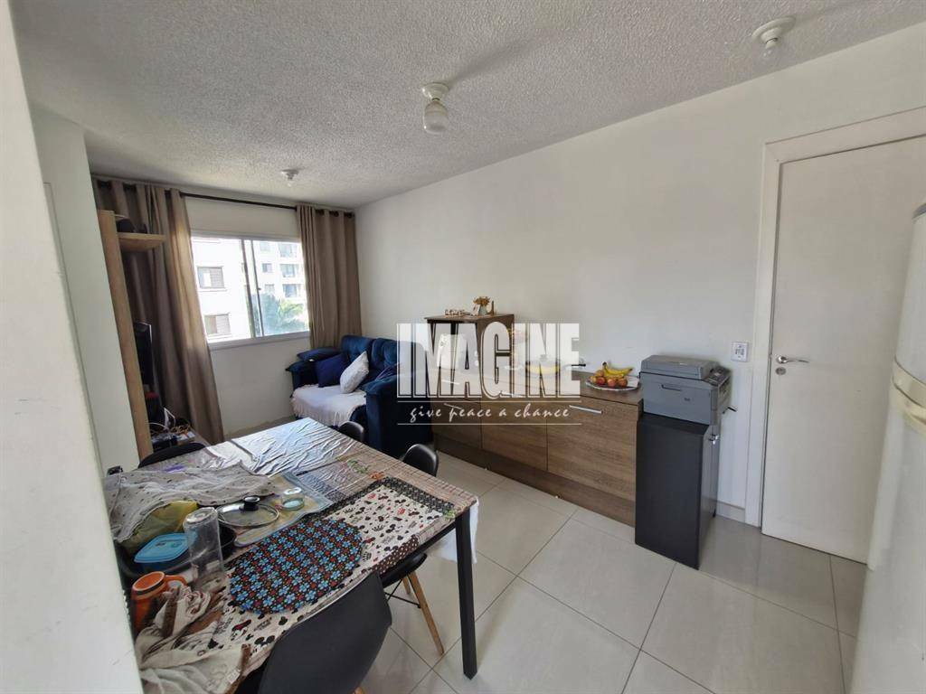 Apartamento à venda com 2 quartos, 40m² - Foto 3