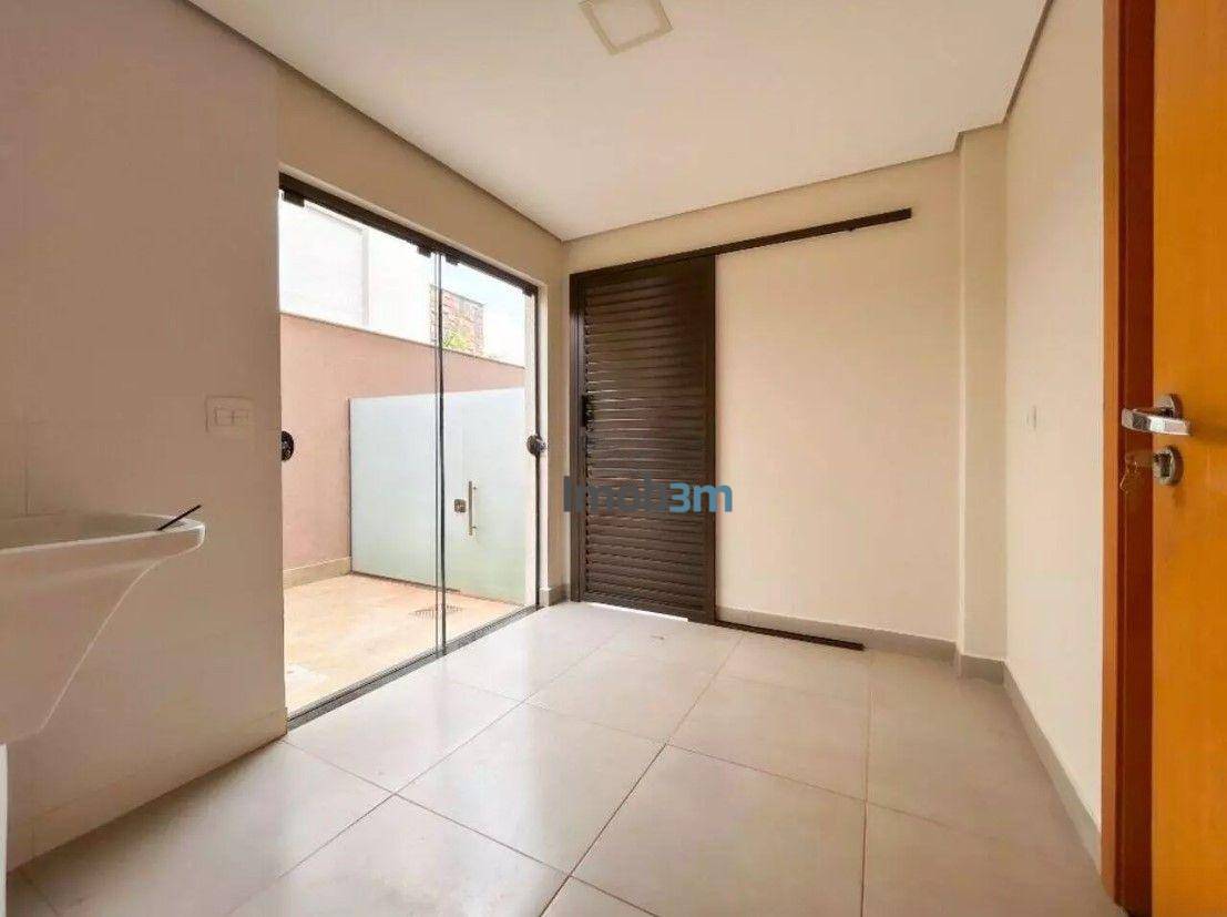 Sobrado, 5 quartos, 350 m² - Foto 14