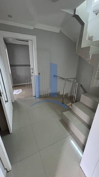 Sobrado para alugar com 3 quartos, 200m² - Foto 21