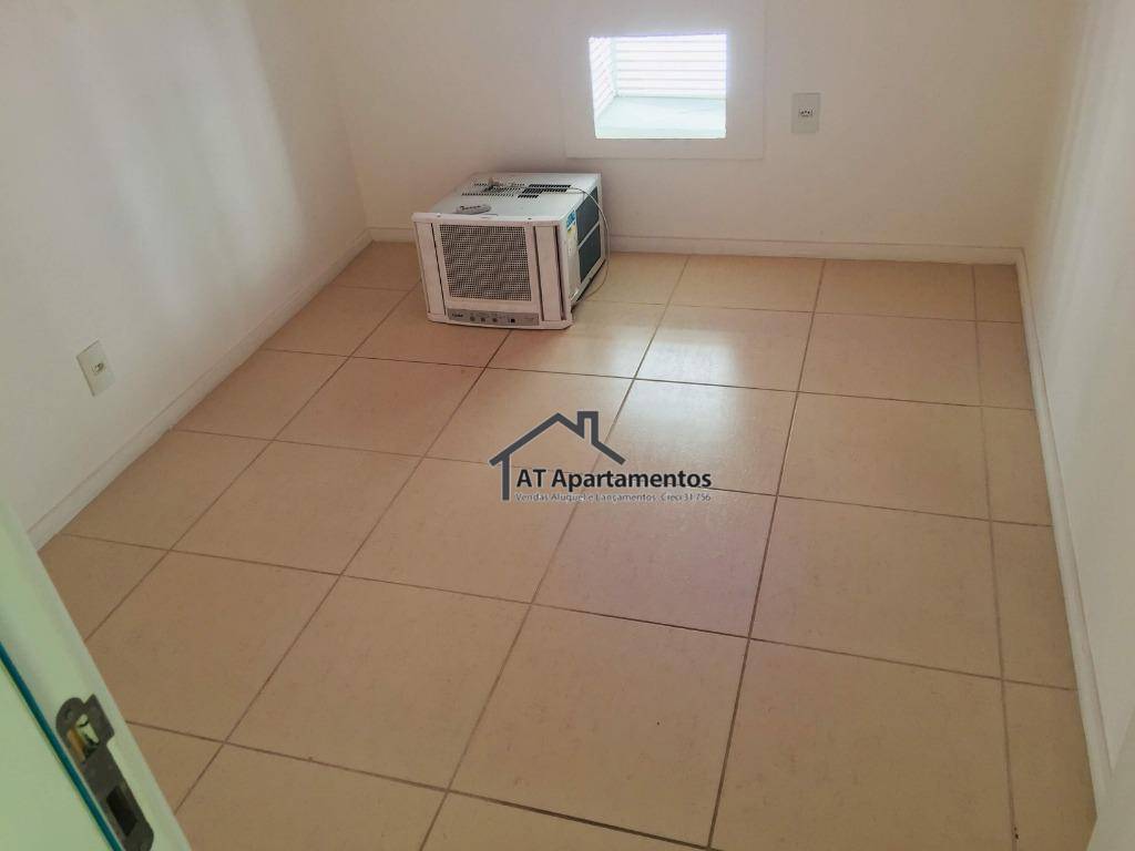 Apartamento à venda com 2 quartos, 58m² - Foto 11