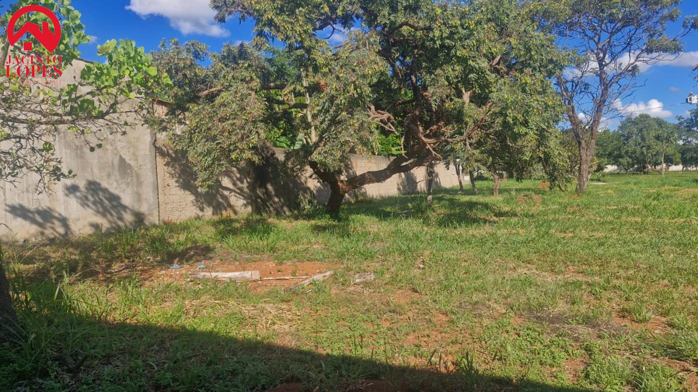 Terreno à venda, 800m² - Foto 1