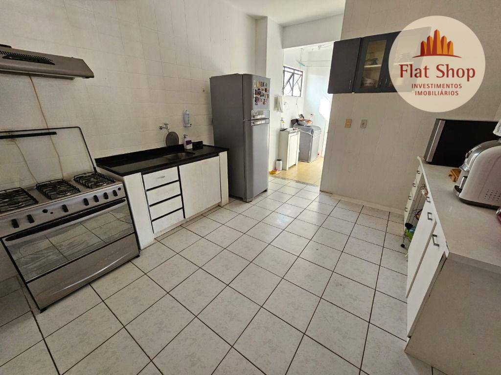 Apartamento à venda com 3 quartos, 139m² - Foto 8