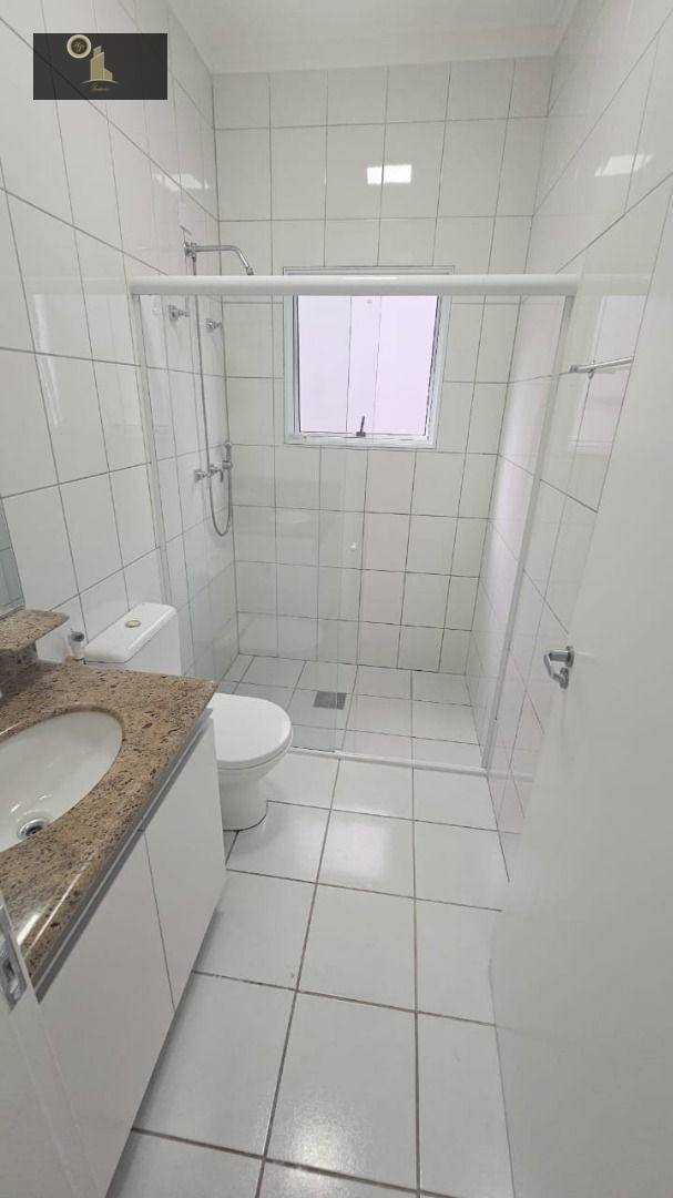 Casa de Condomínio à venda com 3 quartos, 240m² - Foto 33