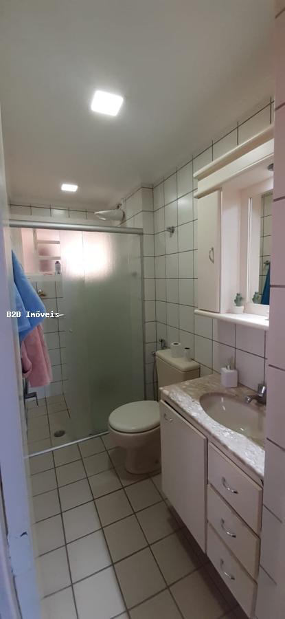 Apartamento à venda com 2 quartos, 65m² - Foto 12