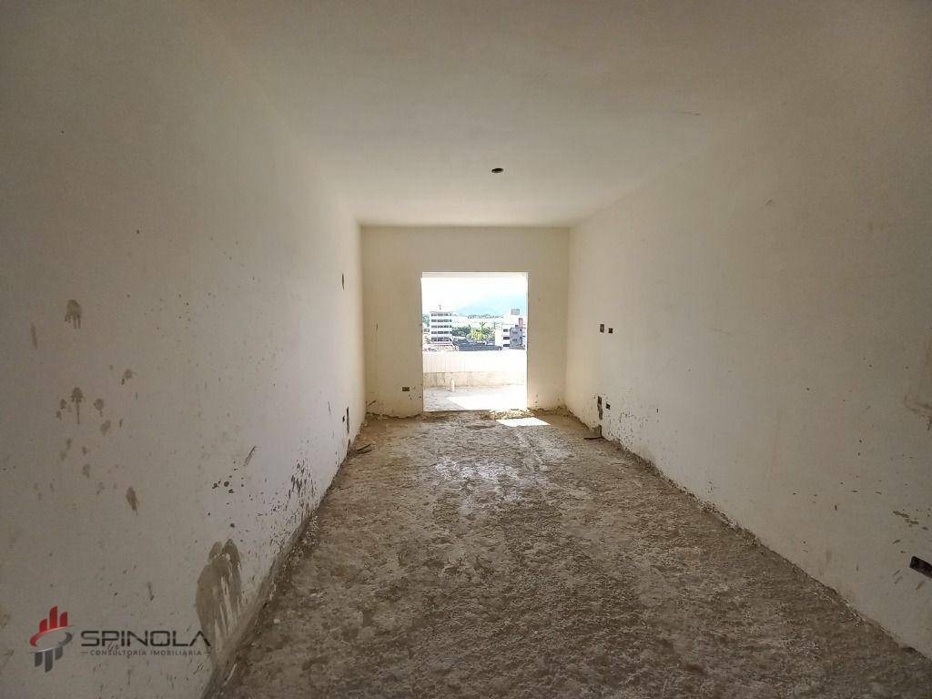 Apartamento à venda com 2 quartos, 86m² - Foto 24