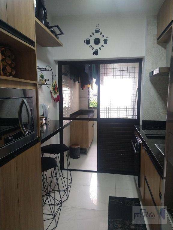 Apartamento à venda com 3 quartos, 68m² - Foto 7
