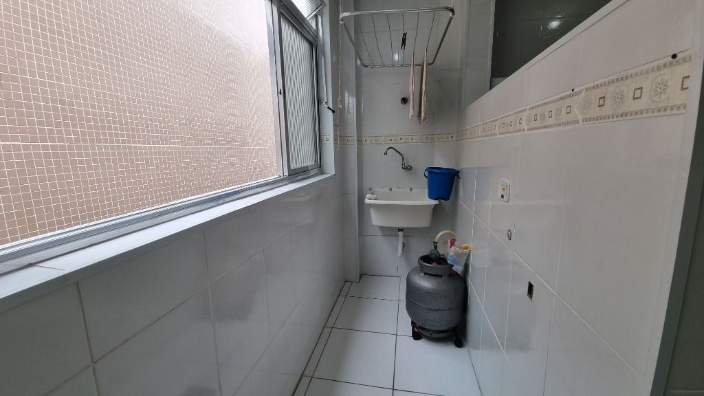 Apartamento à venda com 2 quartos, 65m² - Foto 14