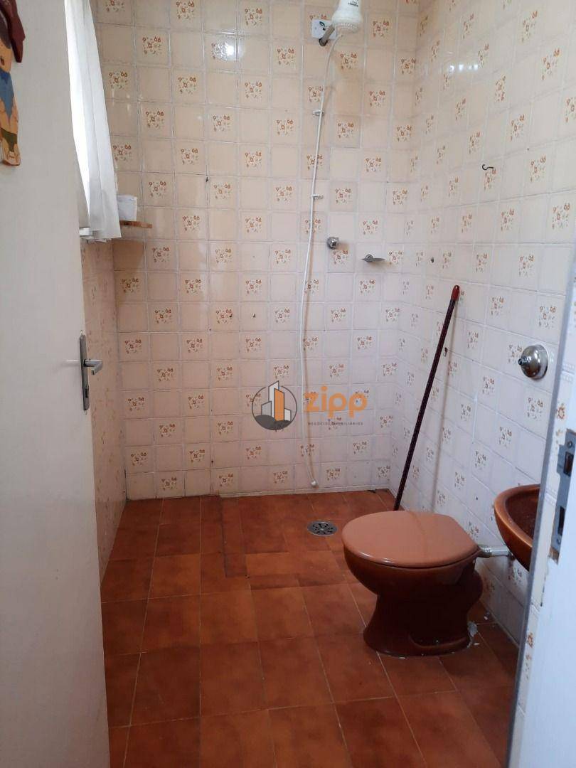 Casa à venda com 2 quartos, 200m² - Foto 8