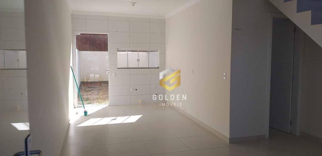 Sobrado à venda com 2 quartos, 65m² - Foto 3