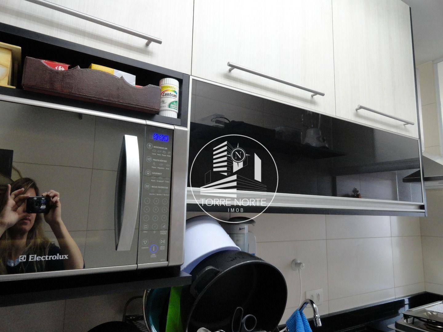 Apartamento à venda com 2 quartos, 60m² - Foto 27