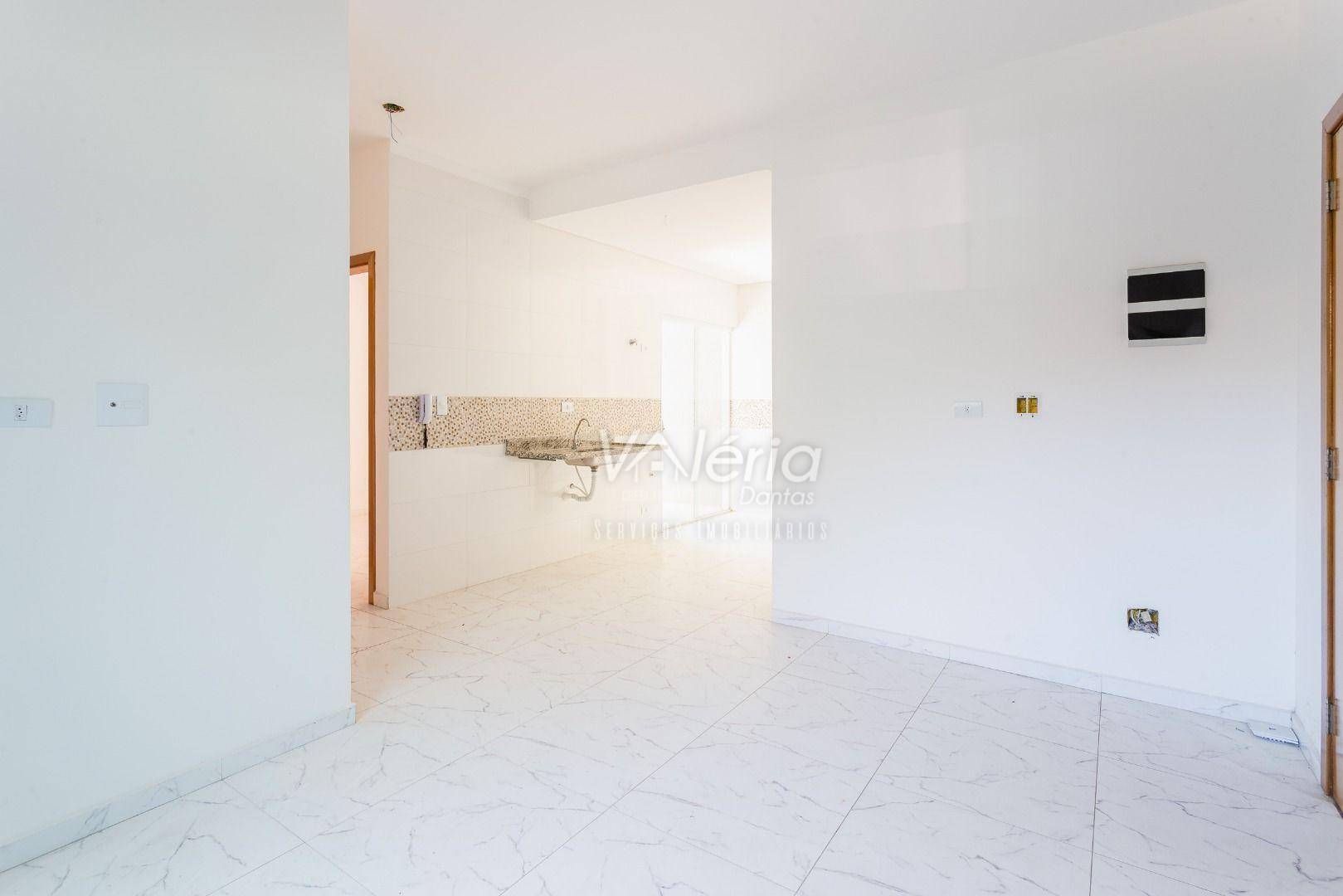 Apartamento à venda com 2 quartos, 42m² - Foto 3