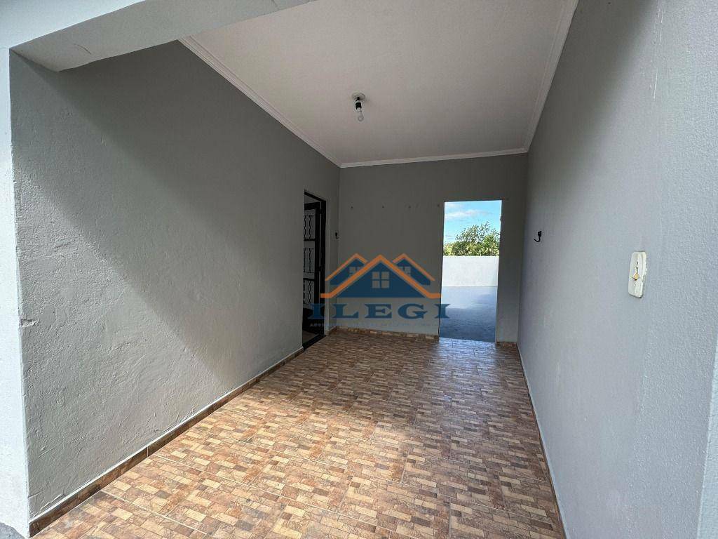 Casa à venda com 2 quartos, 80m² - Foto 6
