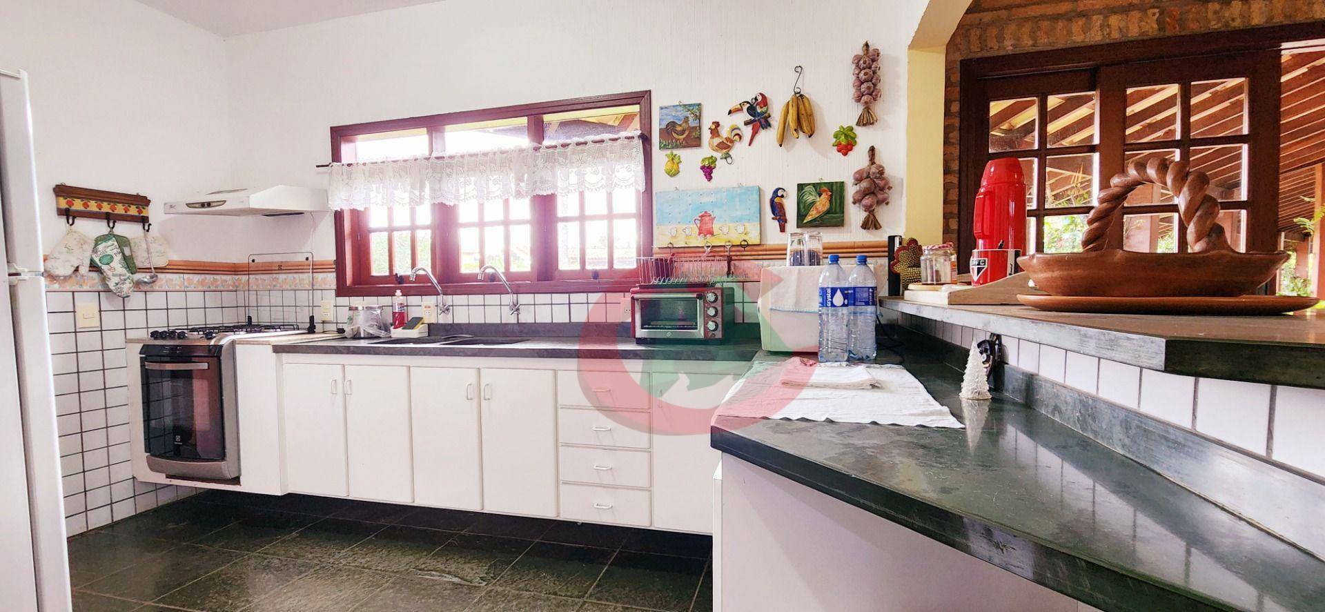 Chácara à venda com 4 quartos, 729m² - Foto 24