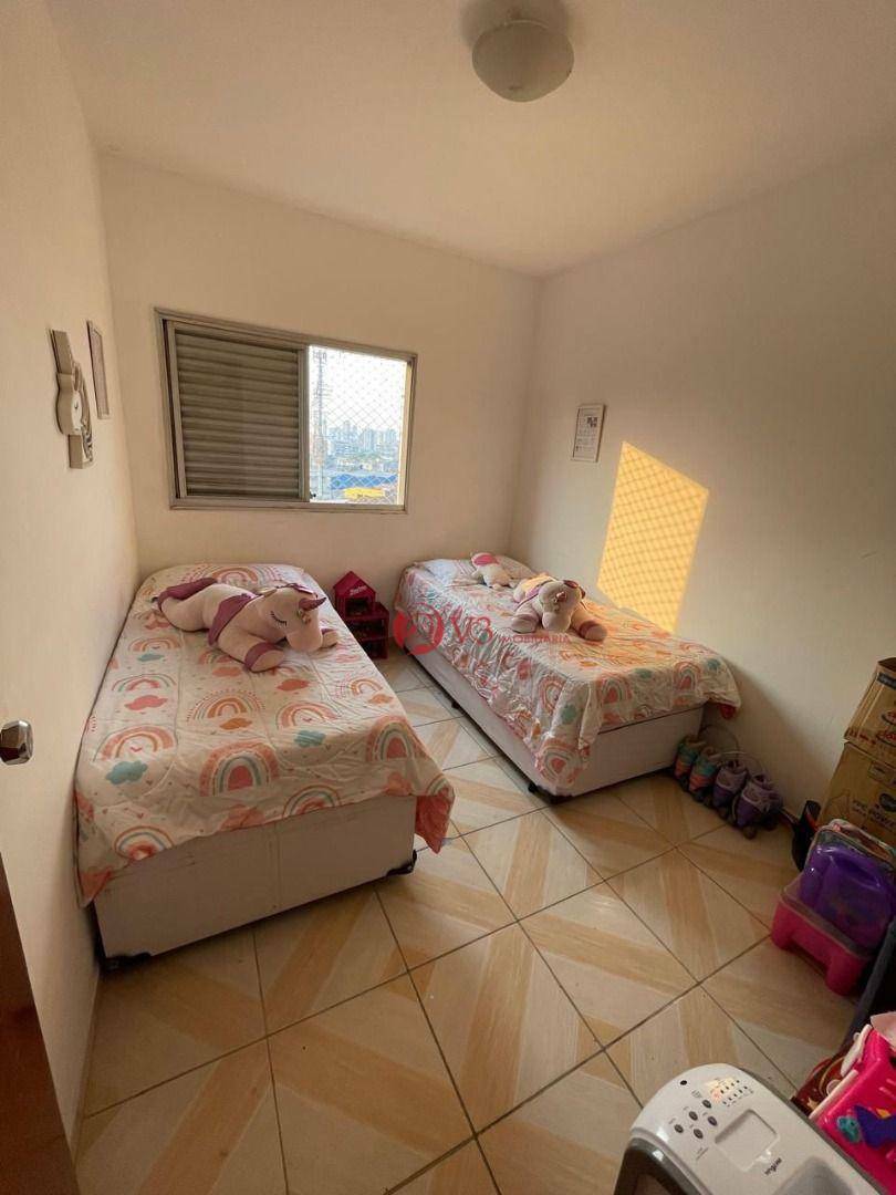 Apartamento à venda com 2 quartos, 60m² - Foto 18