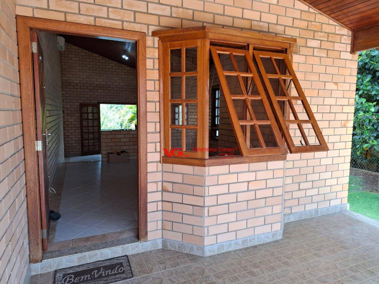 Chácara à venda com 5 quartos, 254m² - Foto 3