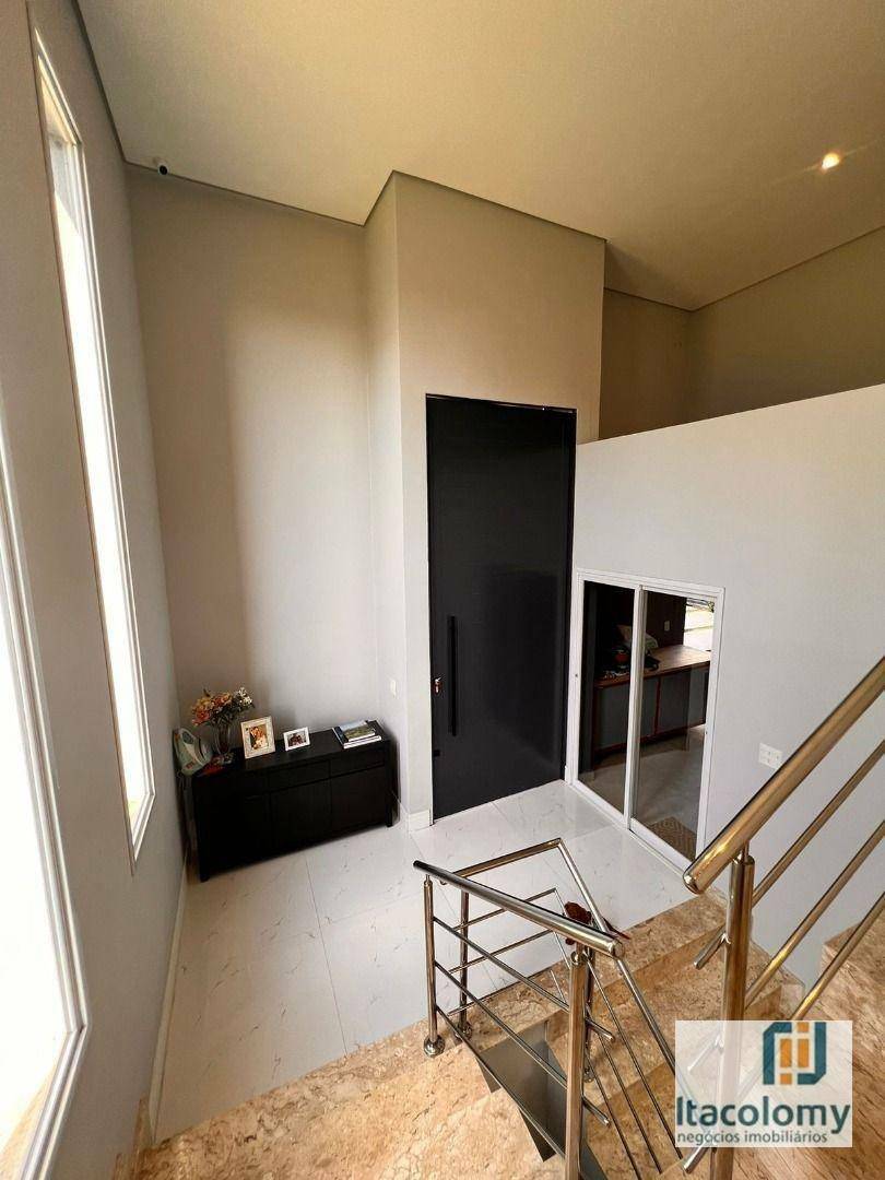 Casa de Condomínio à venda com 4 quartos, 315m² - Foto 23