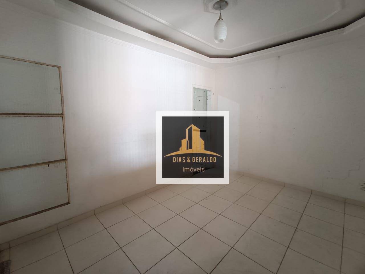 Casa à venda com 2 quartos, 118m² - Foto 5