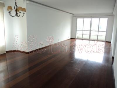 Apartamento para alugar com 3 quartos, 200m² - Foto 1