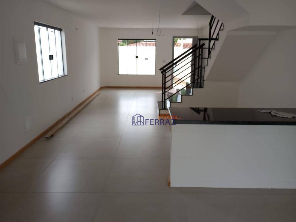 Casa à venda com 3 quartos, 135m² - Foto 5