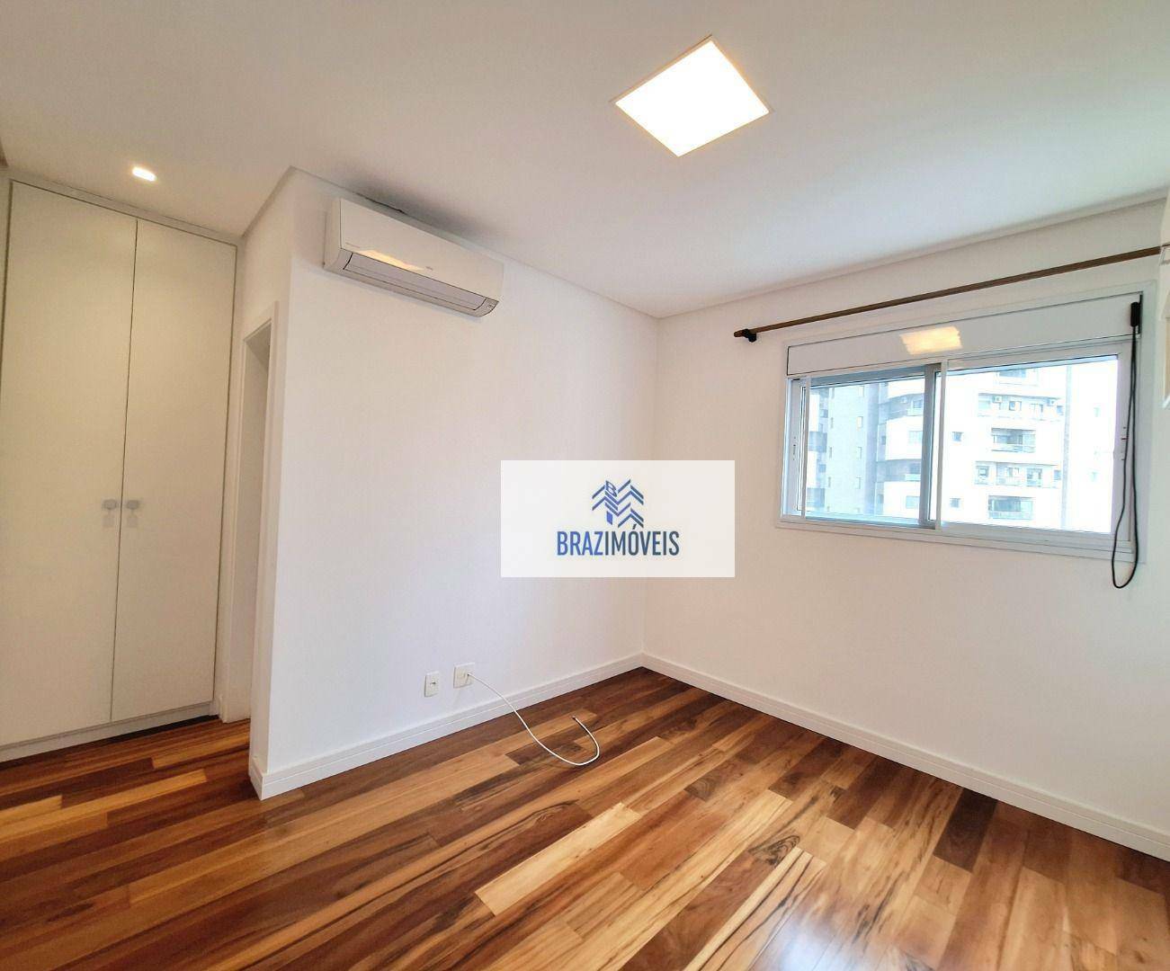 Apartamento à venda com 4 quartos, 281m² - Foto 27