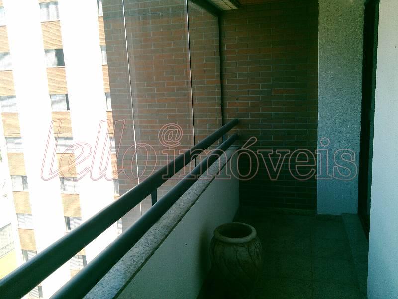 Apartamento para alugar com 4 quartos, 240m² - Foto 16