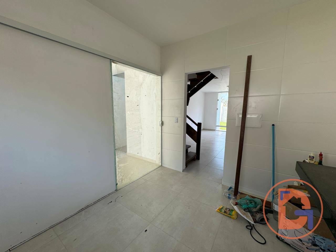 Casa à venda com 3 quartos, 100m² - Foto 14