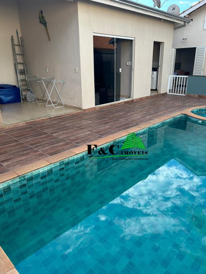 Casa à venda com 3 quartos, 265m² - Foto 4