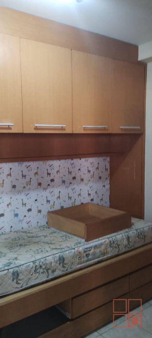 Apartamento à venda com 2 quartos, 50m² - Foto 11