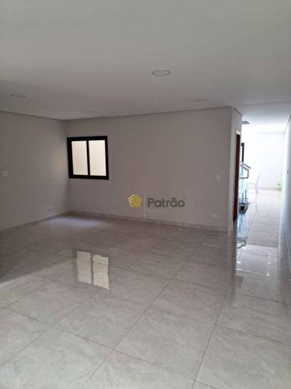 Sobrado à venda com 3 quartos, 201m² - Foto 4