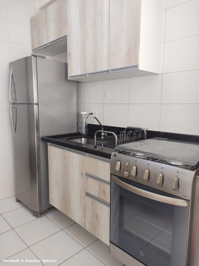 Apartamento à venda com 2 quartos, 60m² - Foto 12