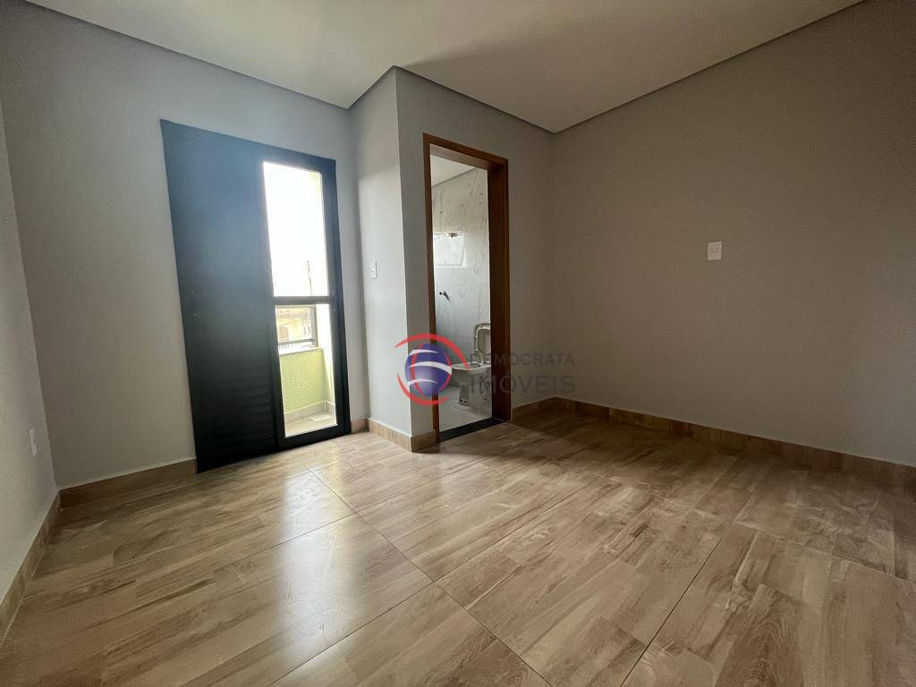 Sobrado à venda com 3 quartos, 132m² - Foto 4