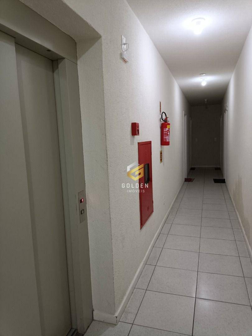 Apartamento à venda com 2 quartos, 60m² - Foto 6