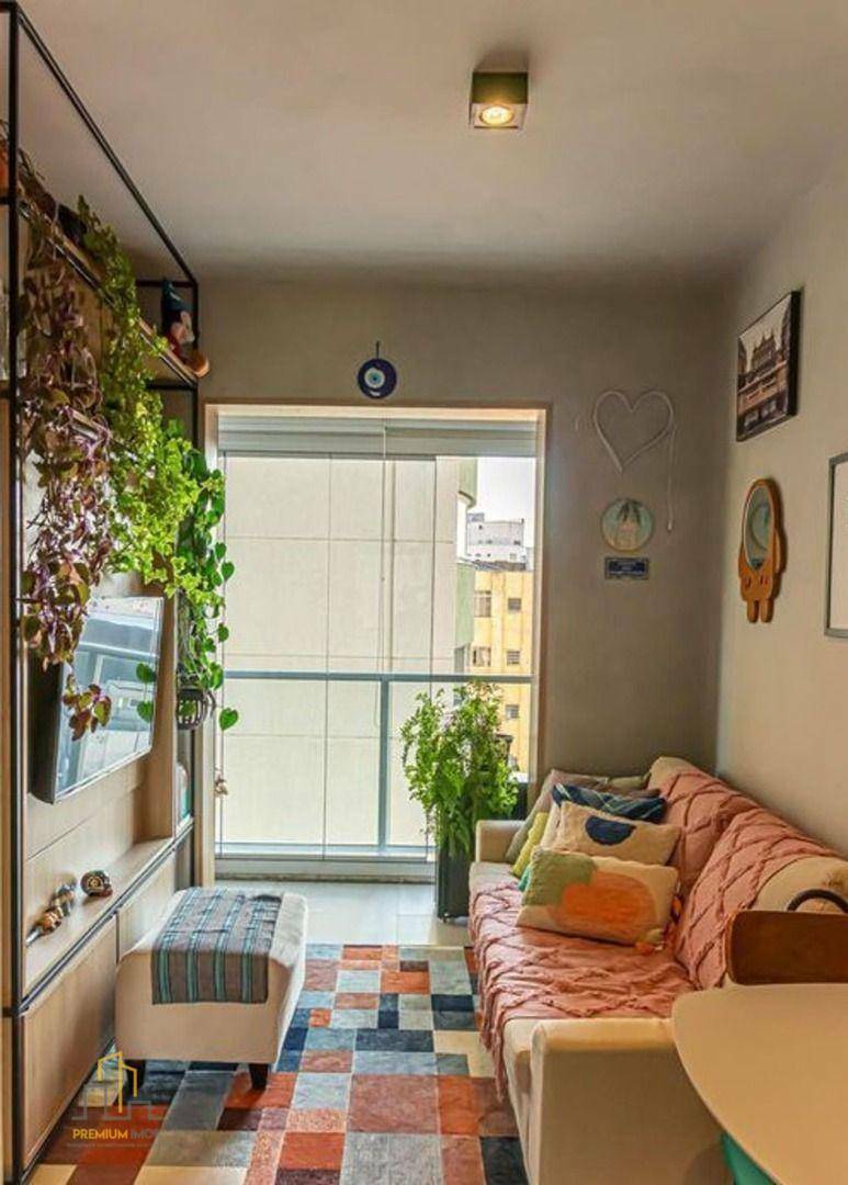 Apartamento à venda com 1 quarto, 32m² - Foto 2