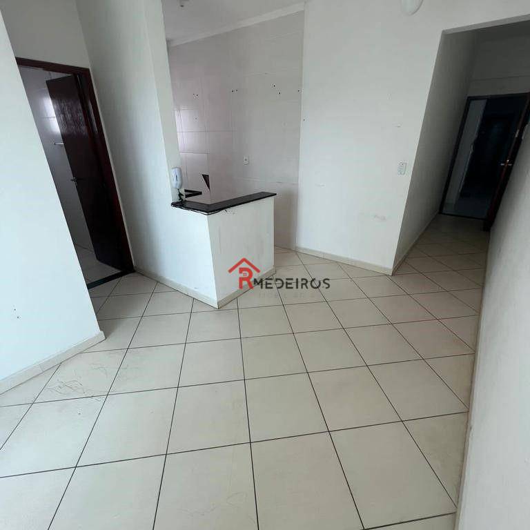 Apartamento à venda com 1 quarto, 42m² - Foto 7