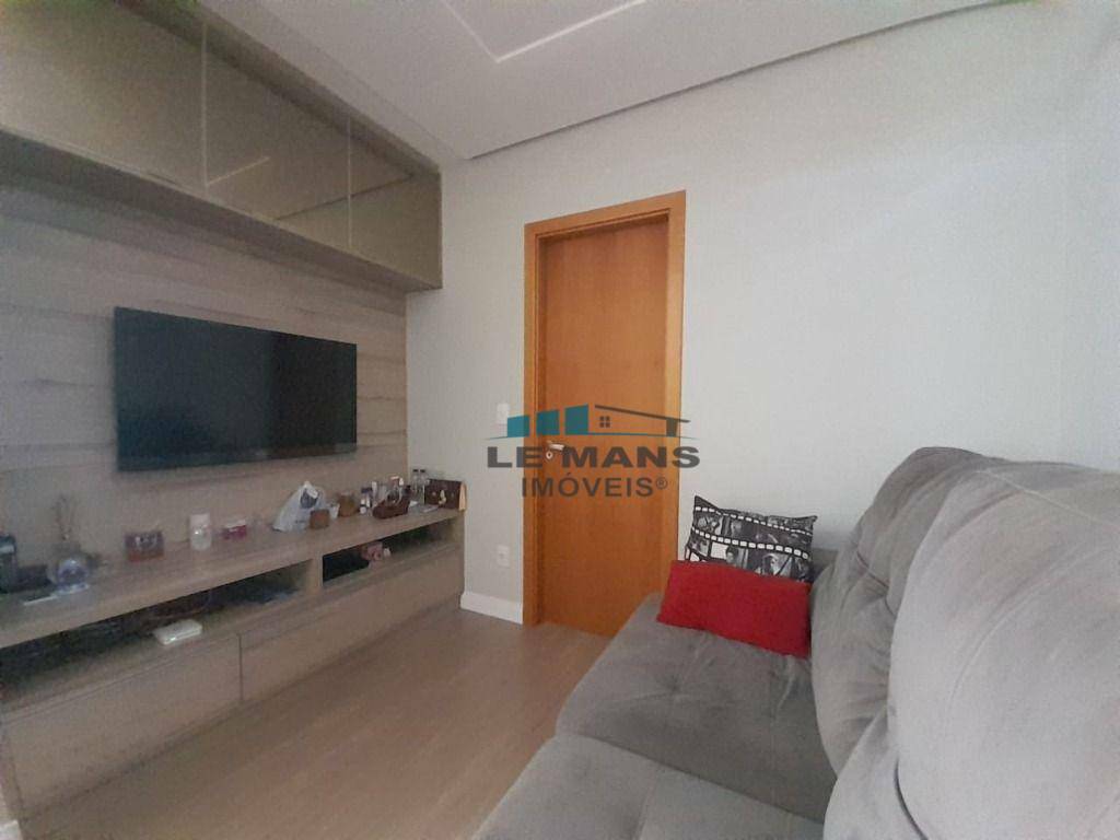 Apartamento à venda com 3 quartos, 88m² - Foto 8