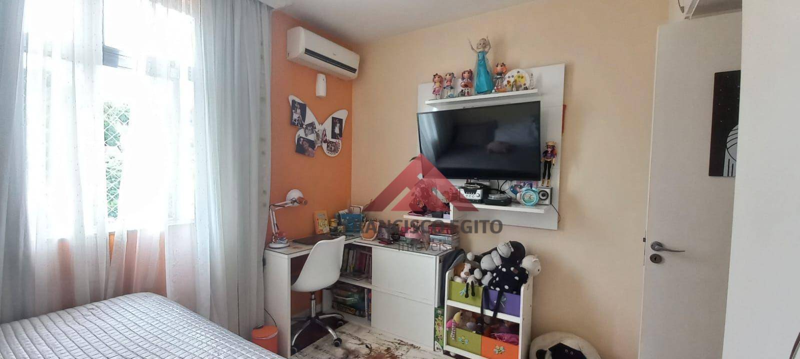 Apartamento à venda com 3 quartos, 113m² - Foto 13