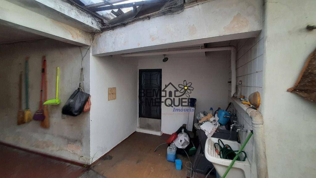 Casa à venda com 4 quartos, 200m² - Foto 26