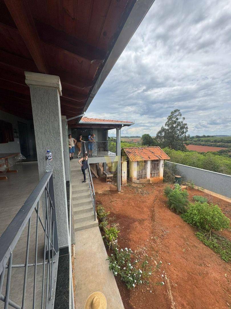 Casa à venda com 3 quartos, 250m² - Foto 23