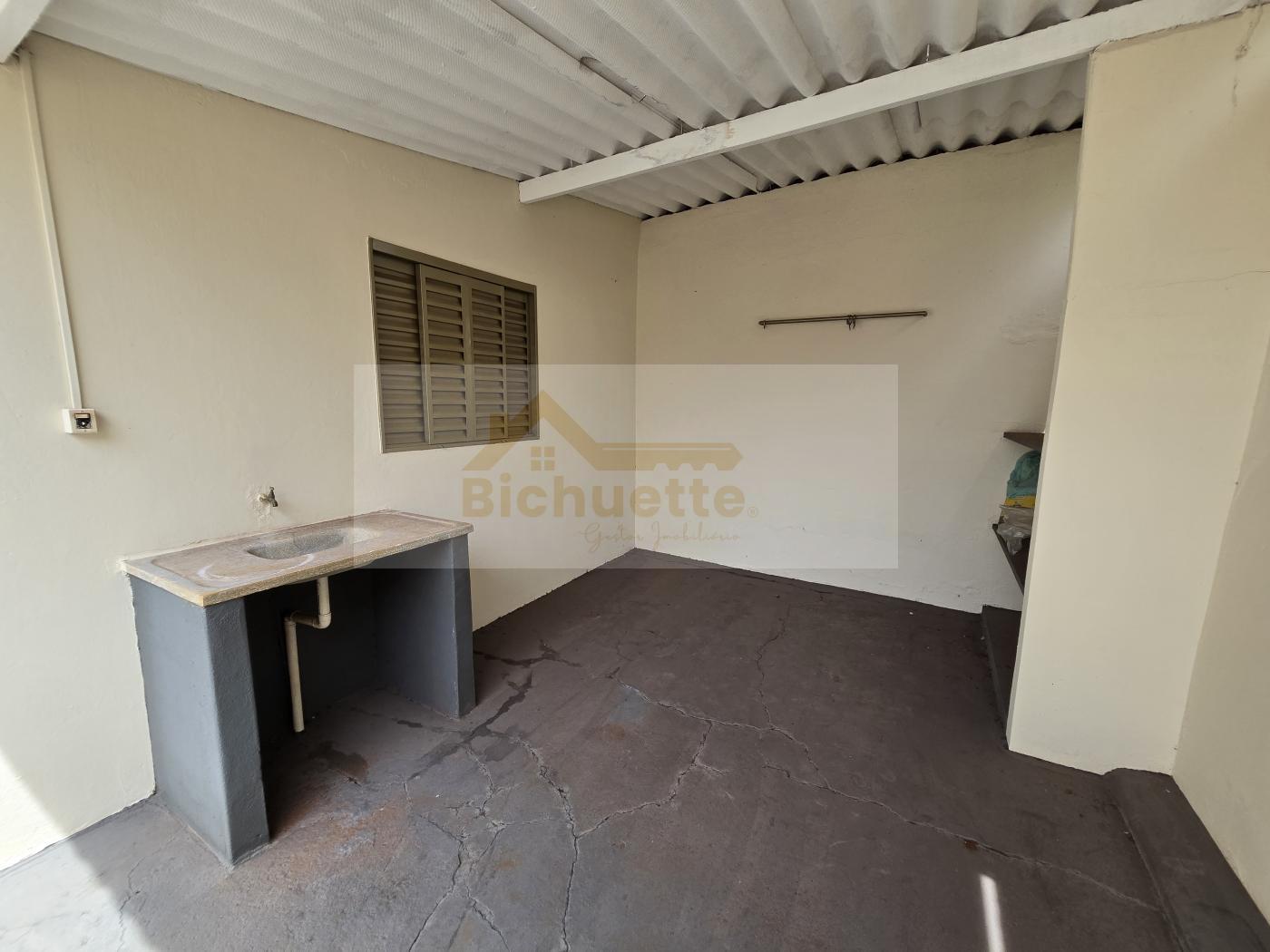 Casa à venda com 2 quartos, 264m² - Foto 19