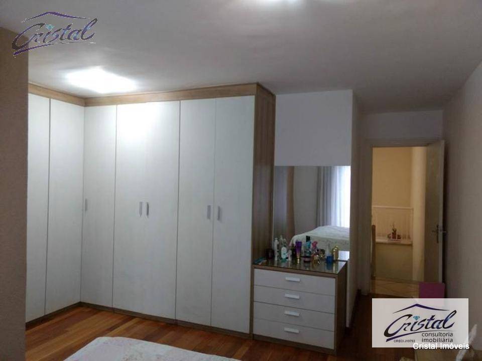 Sobrado à venda com 3 quartos, 180m² - Foto 17