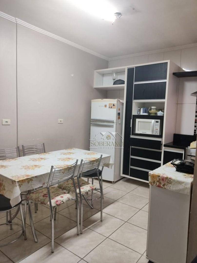 Apartamento à venda com 2 quartos, 70m² - Foto 3